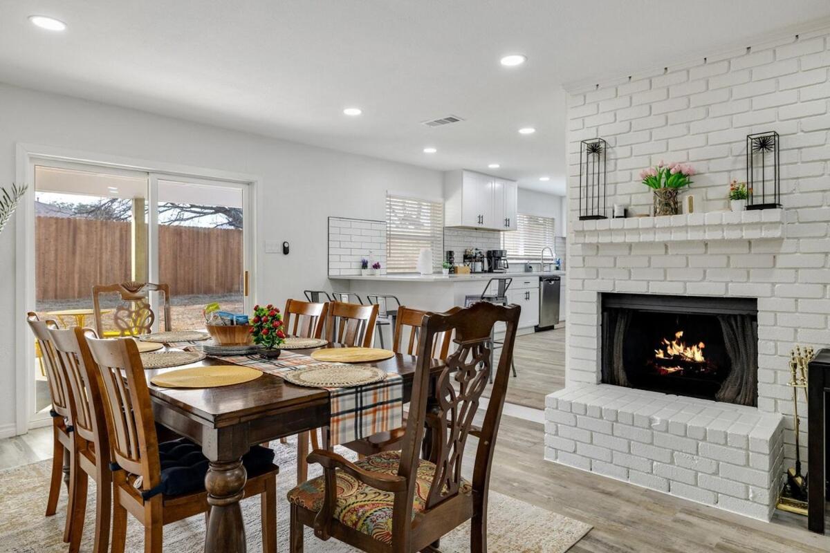 Frisco Getaway Hometel W The Spa And Outdoor Kitchen Exterior photo
