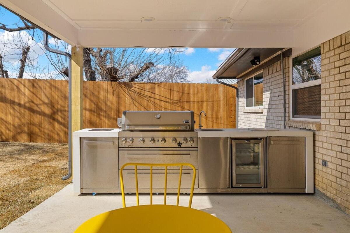 Frisco Getaway Hometel W The Spa And Outdoor Kitchen Exterior photo